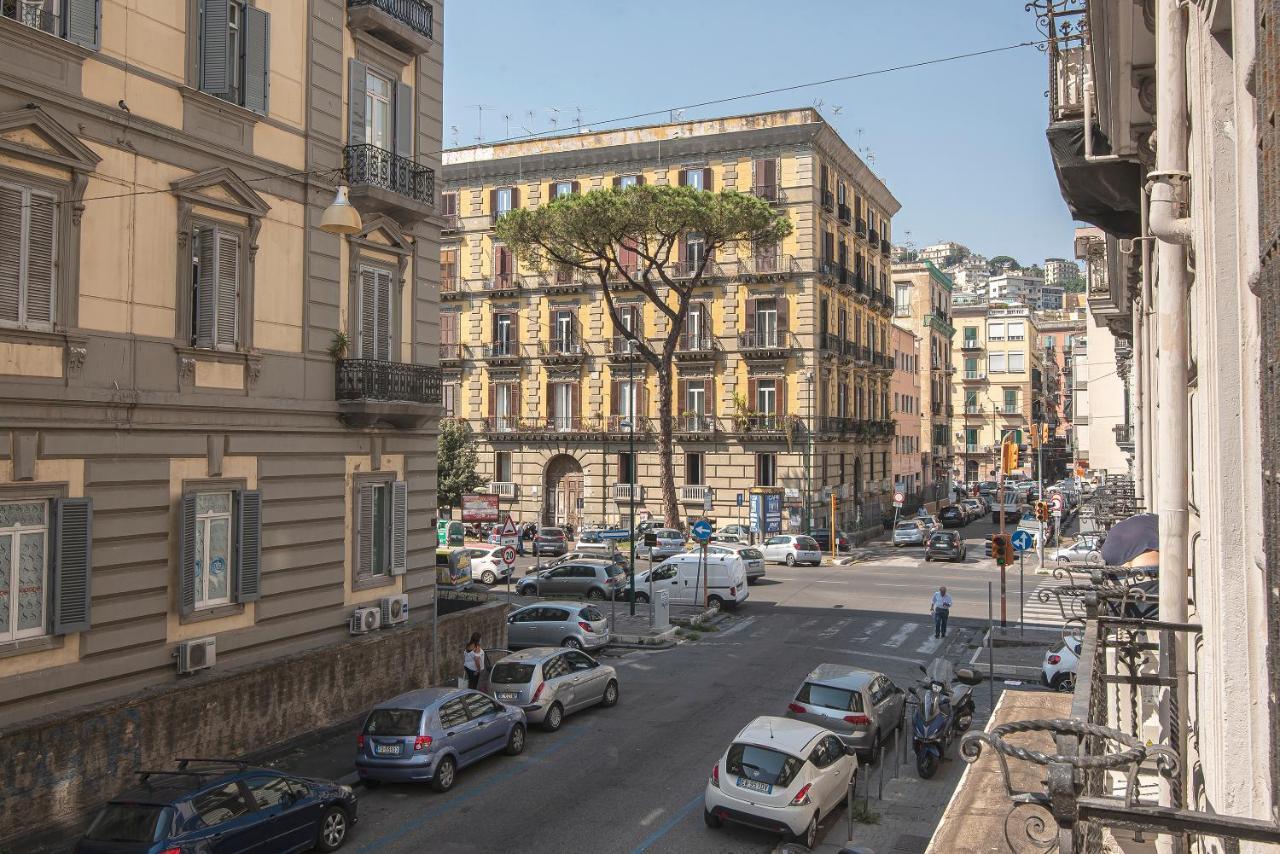 Napul'è 19 Hotel Napoli Exterior foto