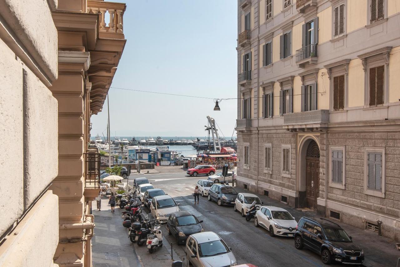 Napul'è 19 Hotel Napoli Exterior foto